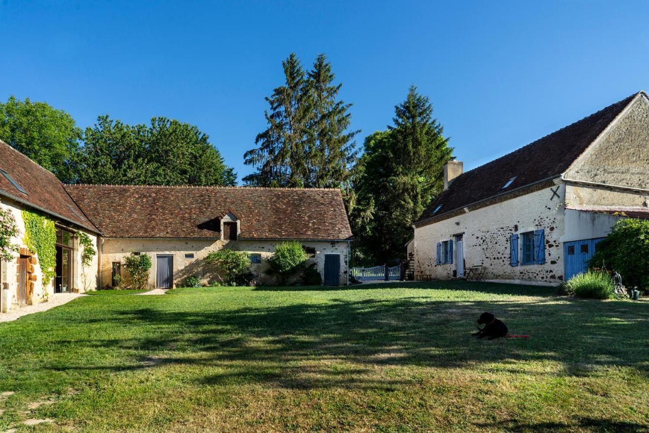 Chambre D'Hotes Chez Artiste Verrier, La Perriere - Perche Экстерьер фото